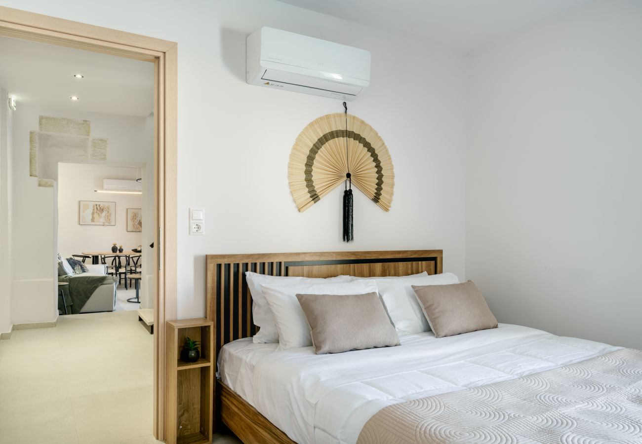 Villa in Kato Poros - Villa Angelo | Bohemian Stone Escape with Pool near Rethymno