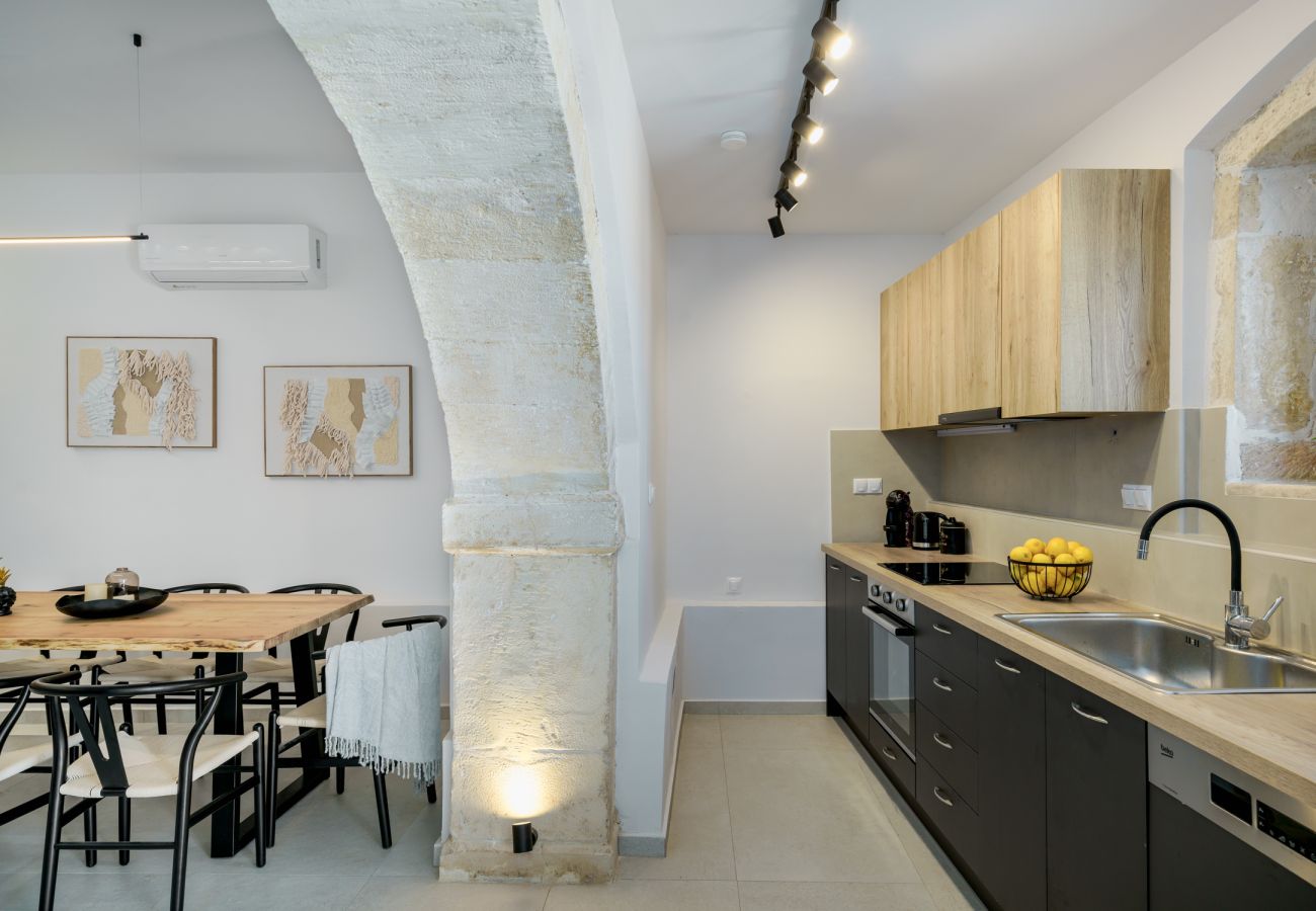 Villa in Kato Poros - Villa Angelo | Bohemian Stone Escape with Pool near Rethymno