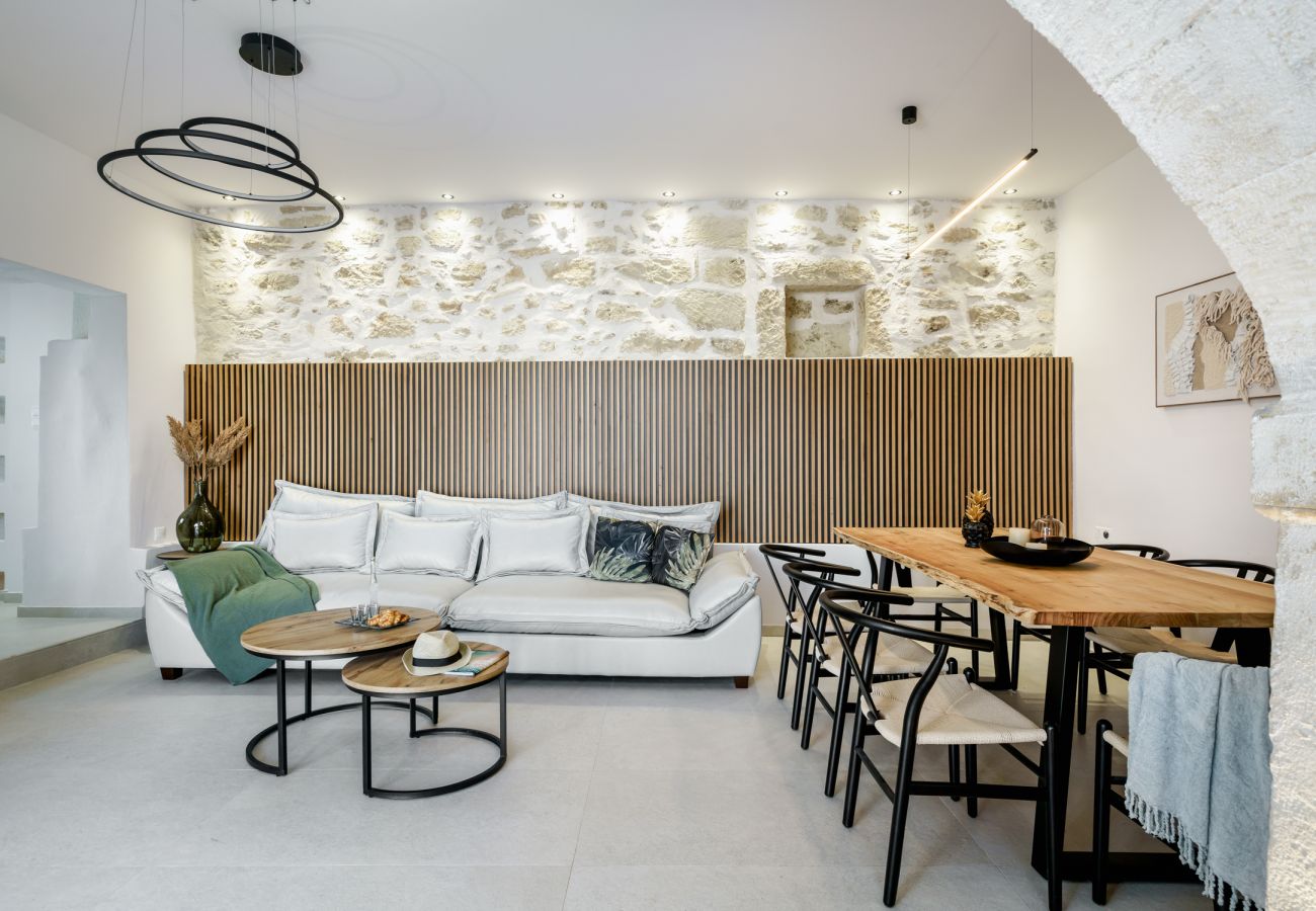 Villa in Kato Poros - Villa Angelo | Bohemian Stone Escape with Pool near Rethymno