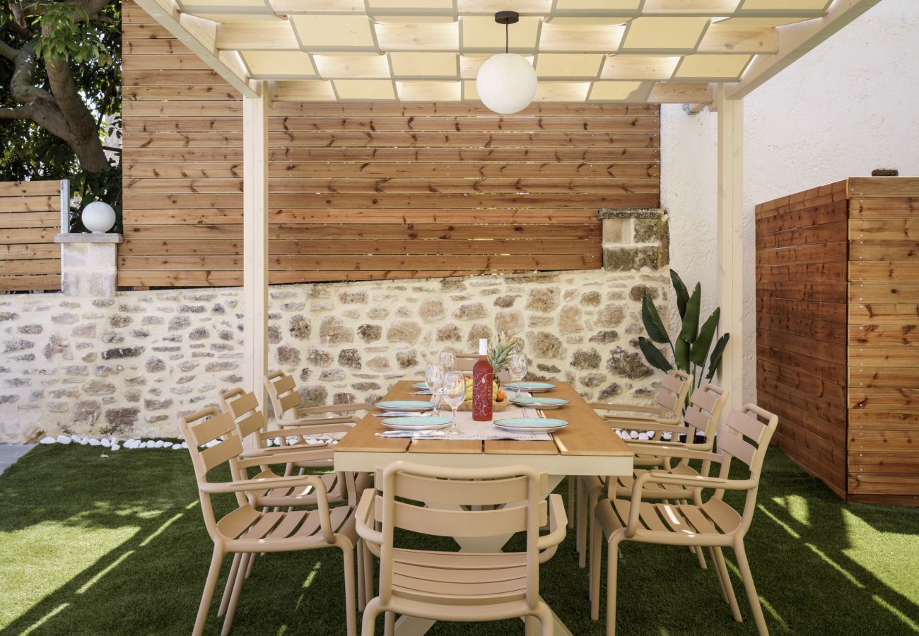 Villa in Kato Poros - Villa Angelo | Bohemian Stone Escape with Pool near Rethymno