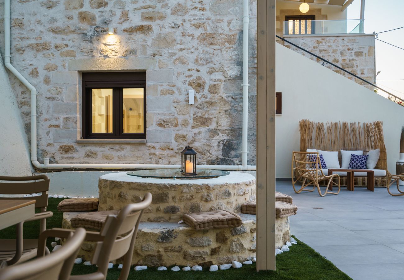 Villa in Kato Poros - Villa Angelo | Bohemian Stone Escape with Pool near Rethymno
