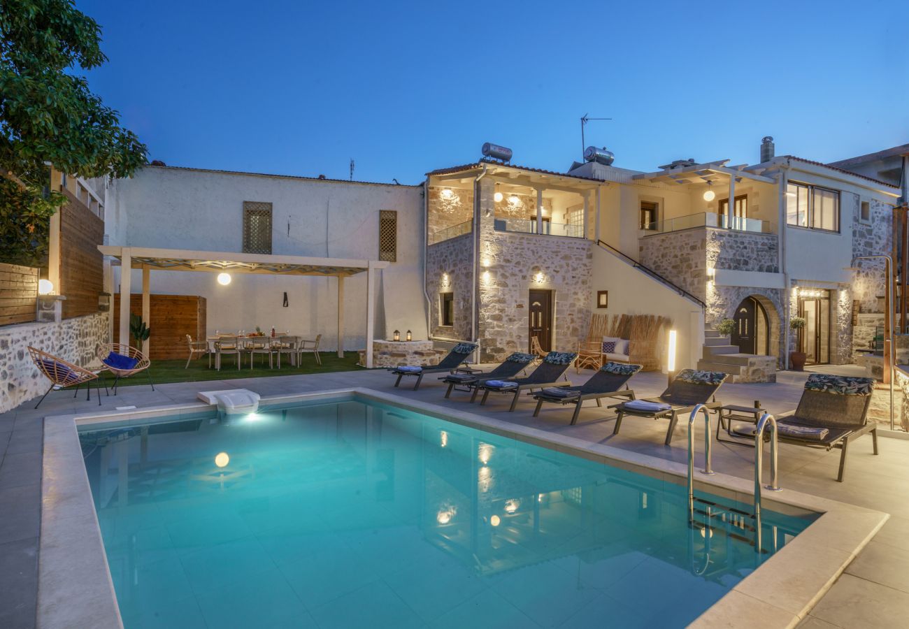 Villa in Kato Poros - Villa Angelo | Bohemian Stone Escape with Pool near Rethymno