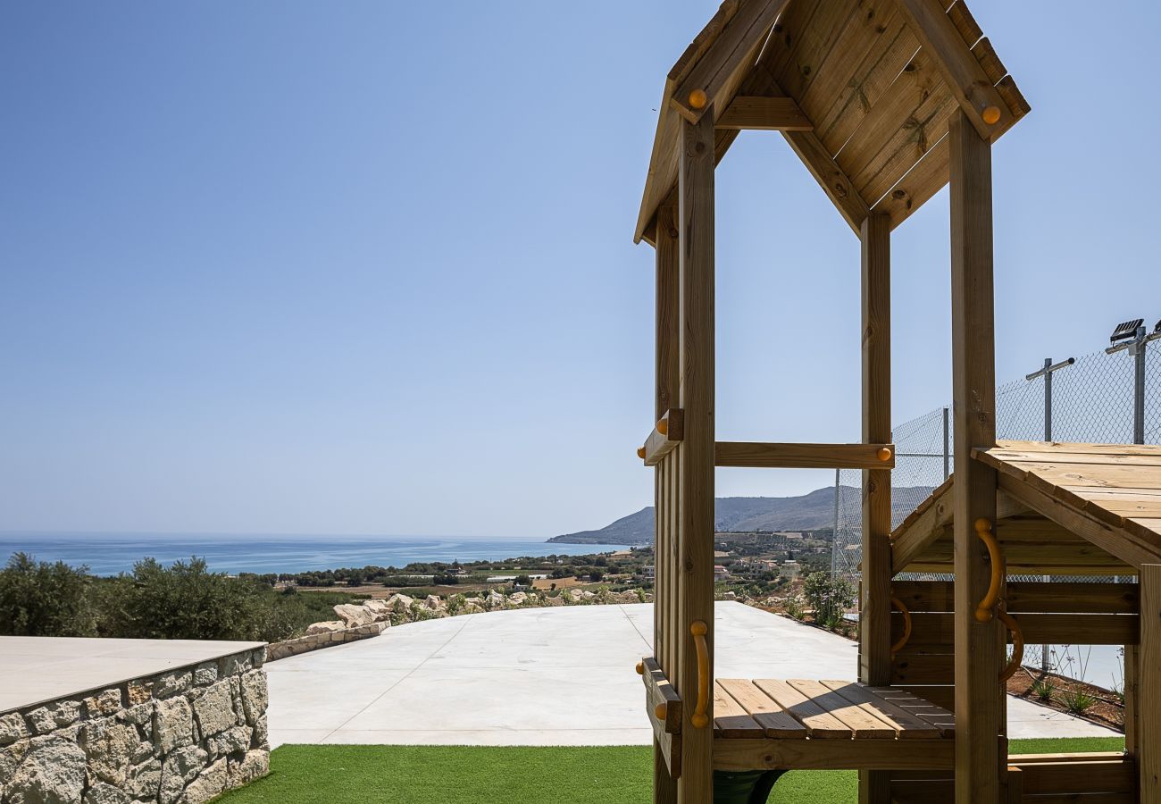 Villa in Episkopi - Serenia Exclusive Residence | Infinity Pool, Sea View, Walk to Beach