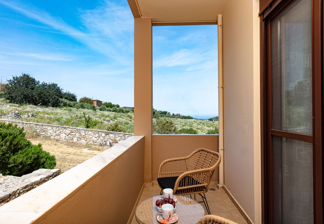 Villa in Phylaki - Villa Elides, a private countryside retreat in northern Crete