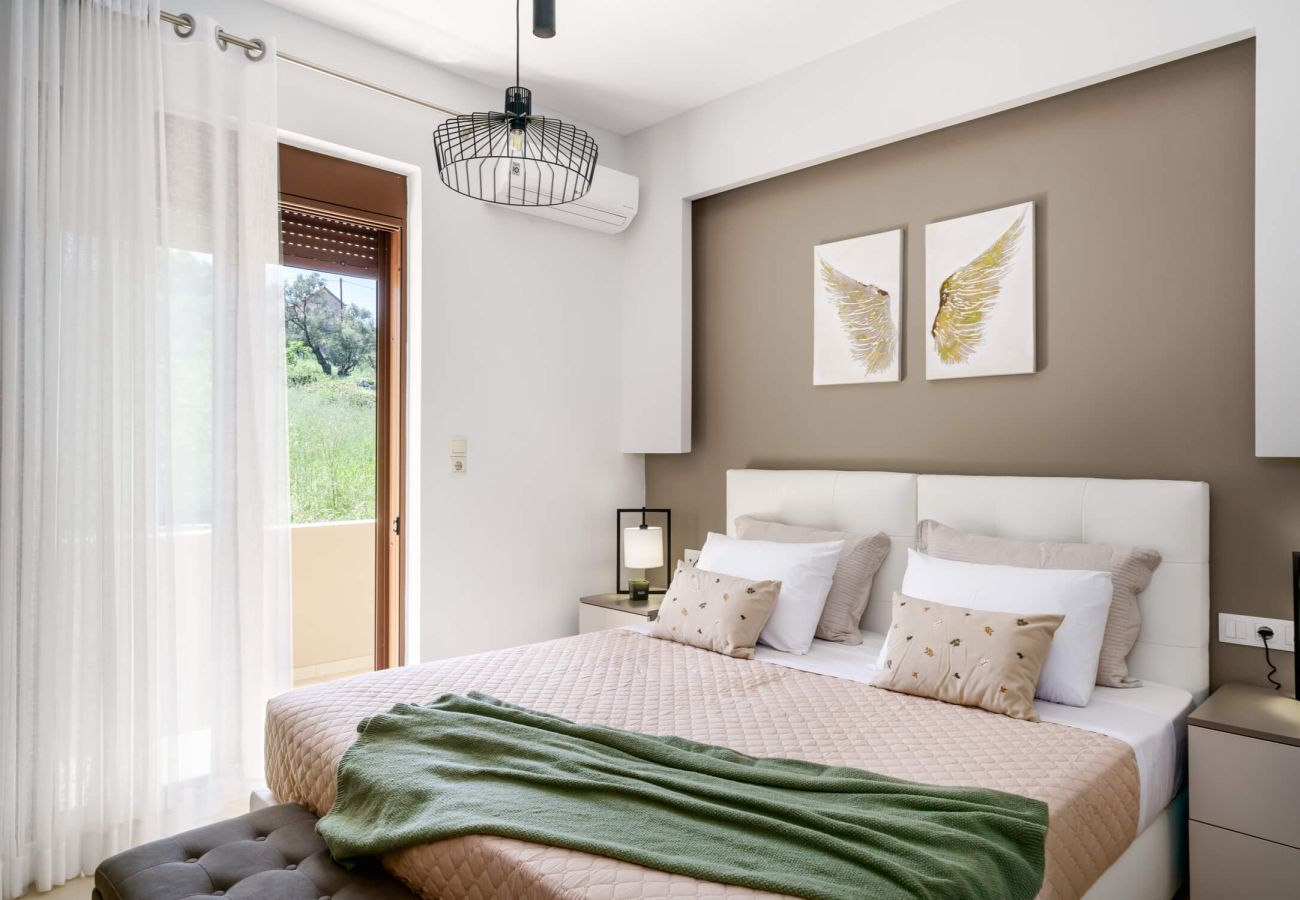 Villa in Phylaki - Villa Elides, a Family Retreat with Pool & Enclosed Garden