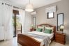 Villa in Phylaki - Villa Elides, a Family Retreat with Pool & Enclosed Garden