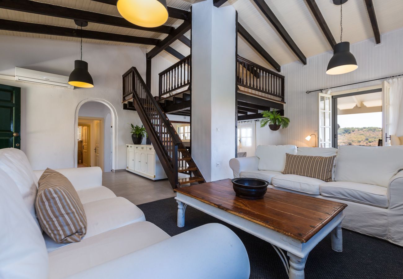 Country house in Oros - Charming Villa above Rethymno Family Friendly