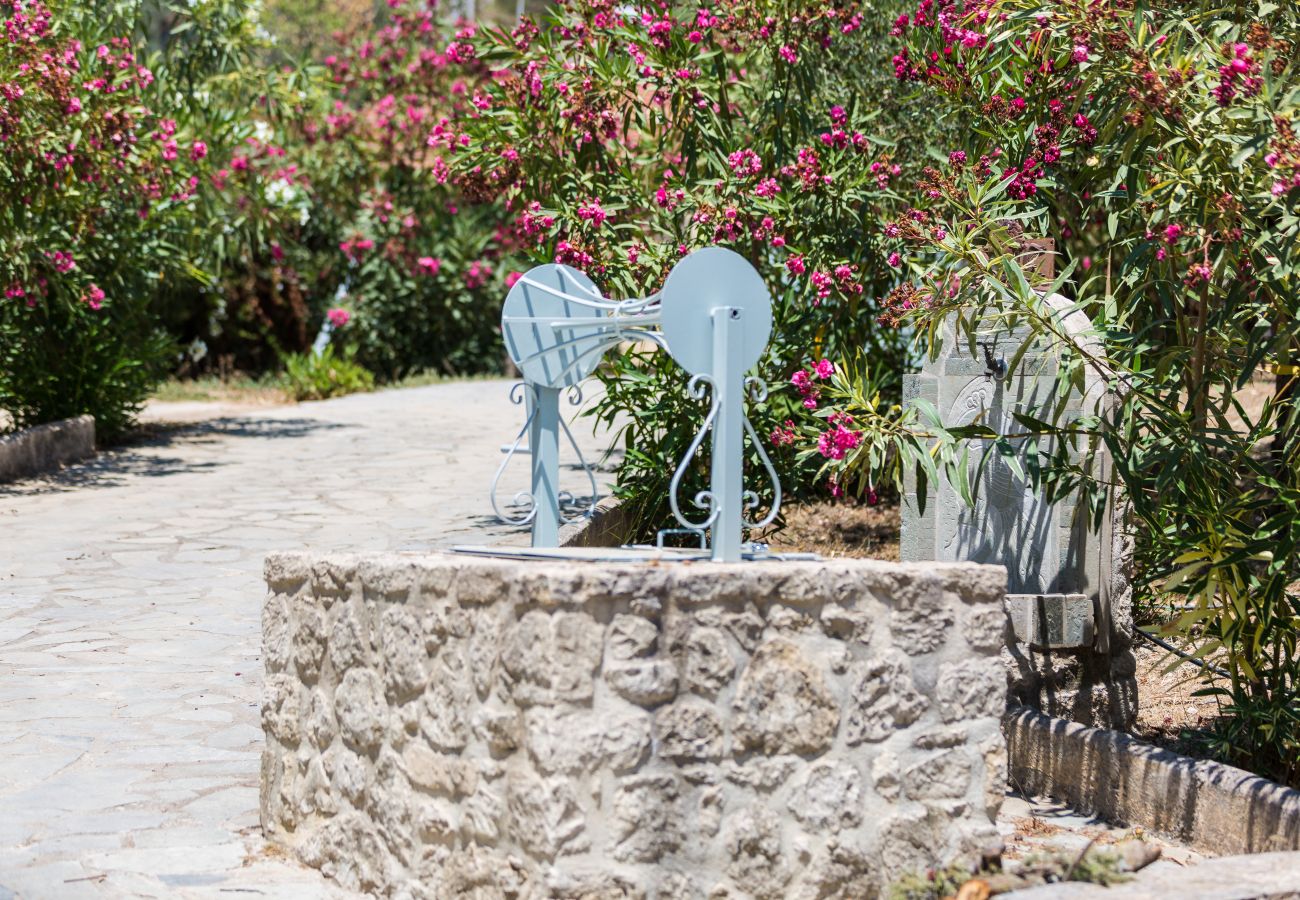 Country house in Oros - Charming Villa above Rethymno Family Friendly