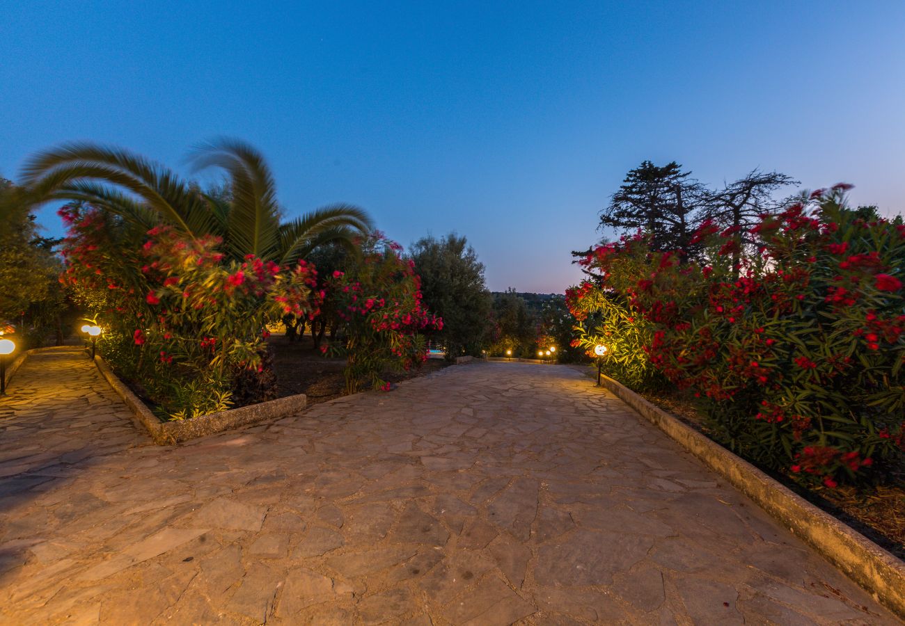 Country house in Oros - Charming Villa above Rethymno Family Friendly