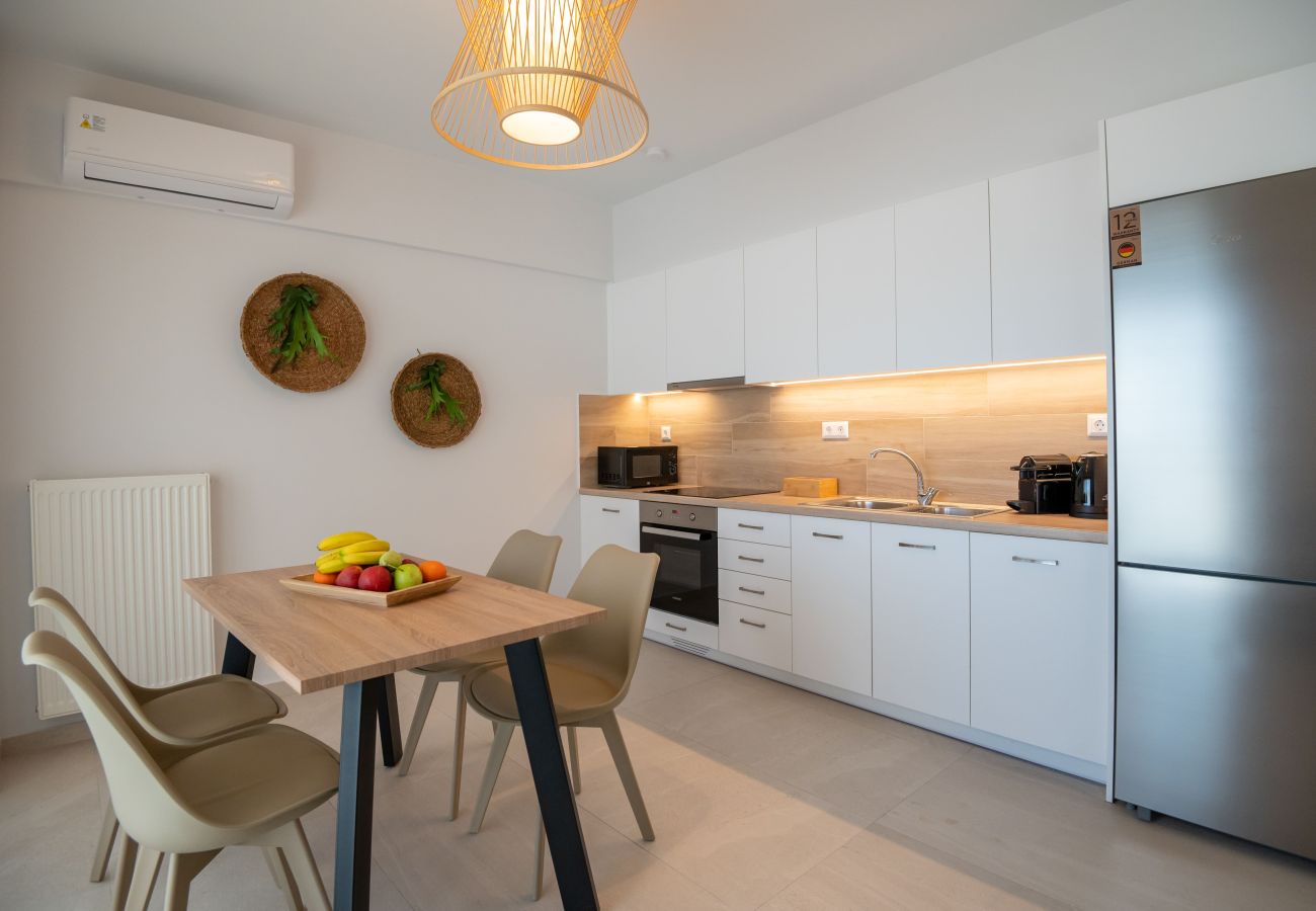 Apartment in Rethymno Town - 1-Bedroom Beachfront Urban Retreat with Outdoor Hot Tub