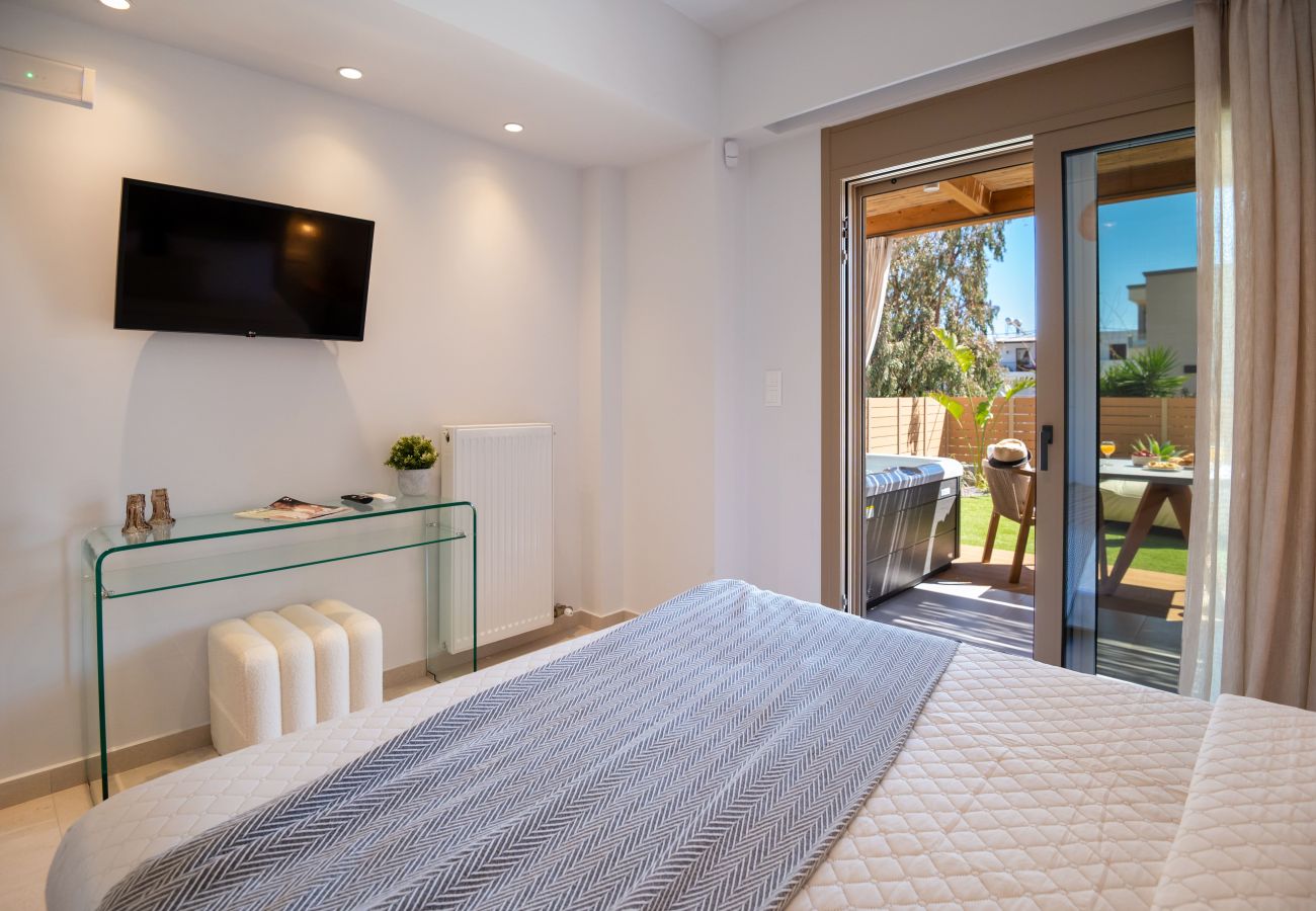 Apartment in Rethymno Town - 1-Bedroom Beachfront Urban Retreat with Outdoor Hot Tub