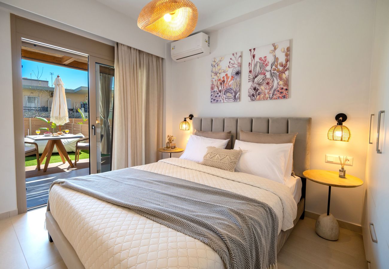 Apartment in Rethymno Town - 1-Bedroom Beachfront Urban Retreat with Outdoor Hot Tub