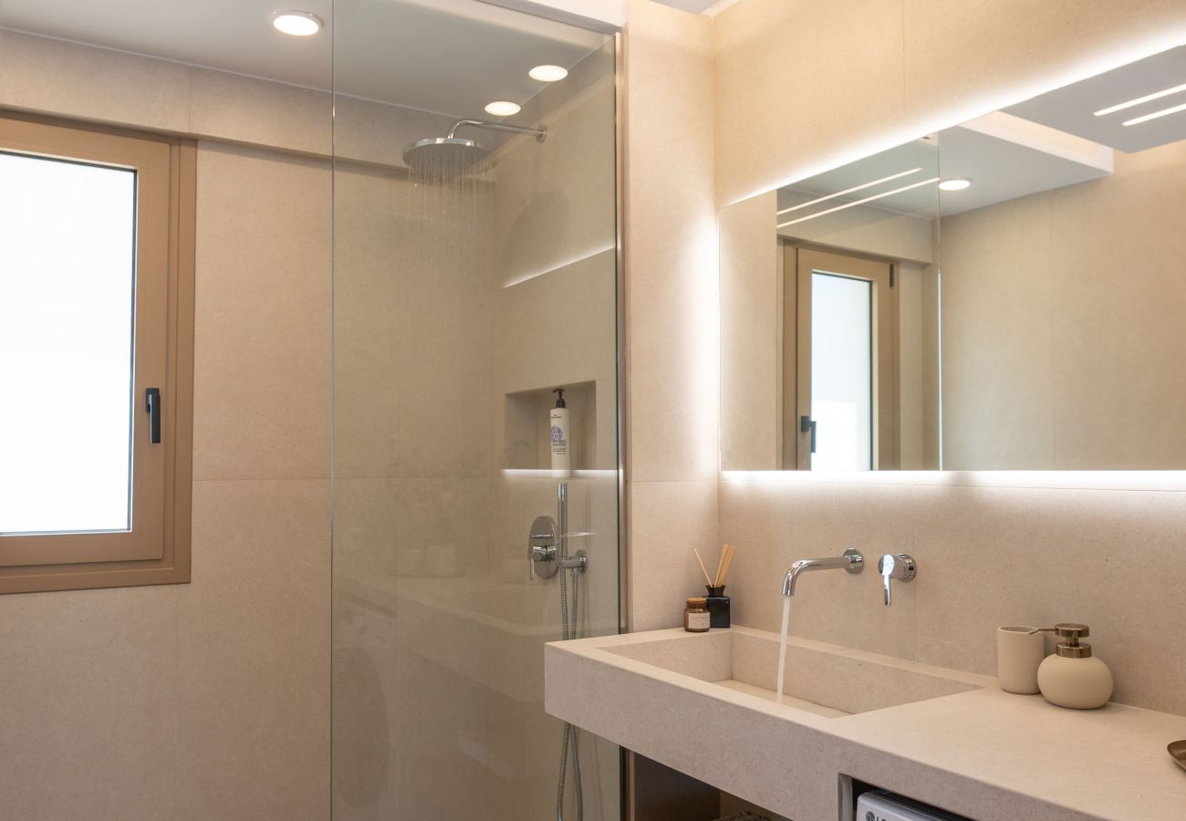 Studio in Rethymno Town - Premium Coastal Studio with Heated Mini Pool and Private Garage