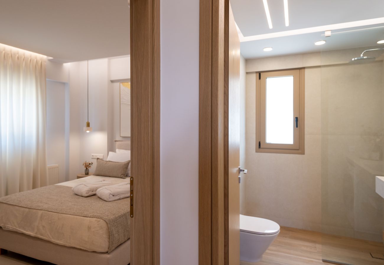 Studio in Rethymno Town - Premium Coastal Studio with Heated Mini Pool and Private Garage