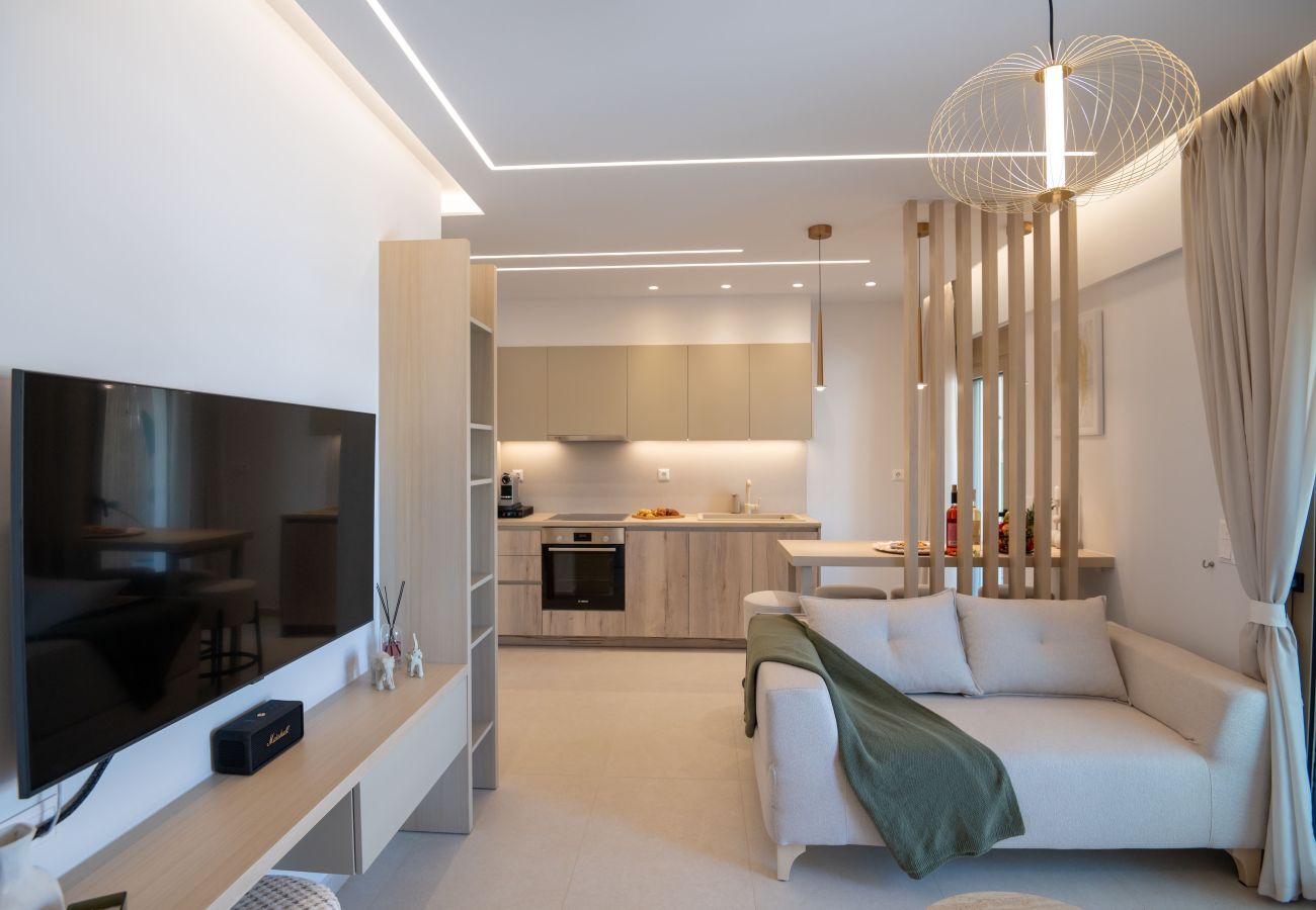 Studio in Rethymno Town - Premium Coastal Studio with Heated Mini Pool and Private Garage