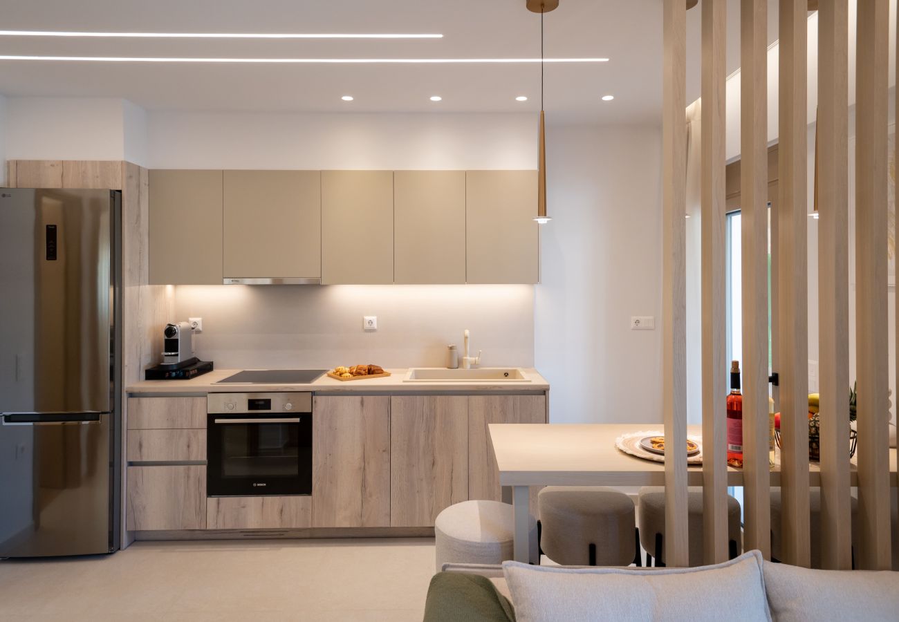 Studio in Rethymno Town - Premium Coastal Studio with Heated Mini Pool and Private Garage