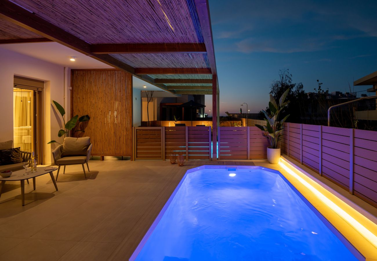 Studio in Rethymno Town - Premium Coastal Studio with Heated Mini Pool and Private Garage
