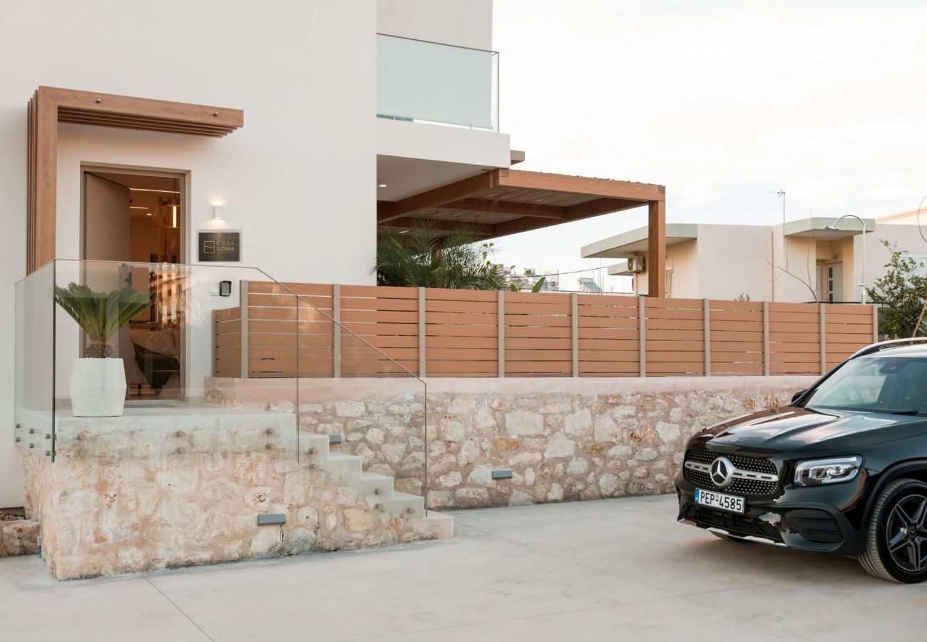 Studio in Rethymno Town - Premium Coastal Studio with Heated Mini Pool and Private Garage